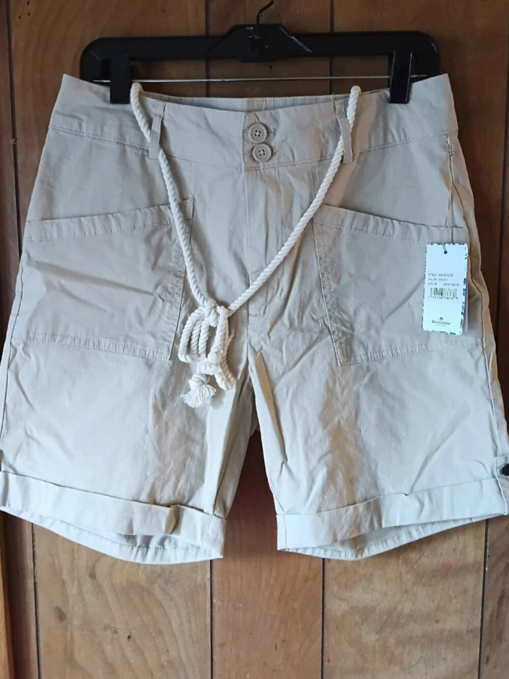 Island Collection Women's Shorts Size 10 Beige Cotton Spandex Cargo
